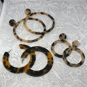 Bundle lot 3 trendy faux tortoise shell earrings